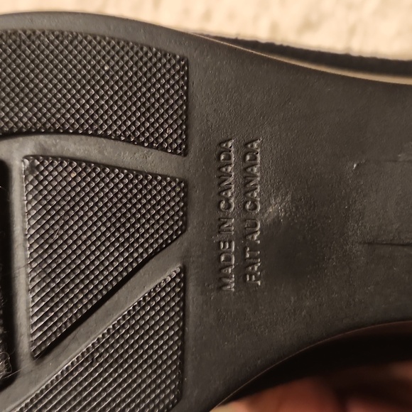 La Canadienne Black Shearling Suede Shoes Sz. 7.5 to 8 - Picture 6 of 7